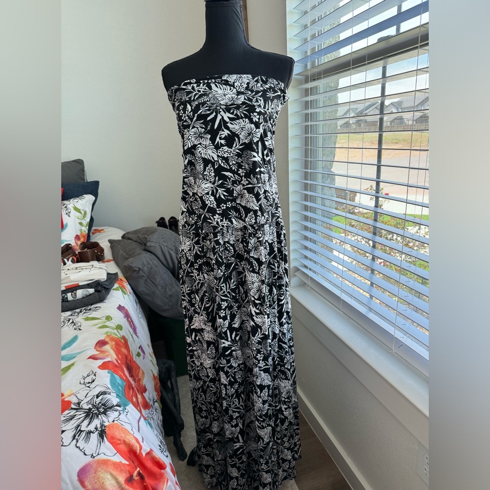 Beautiful tube top dress